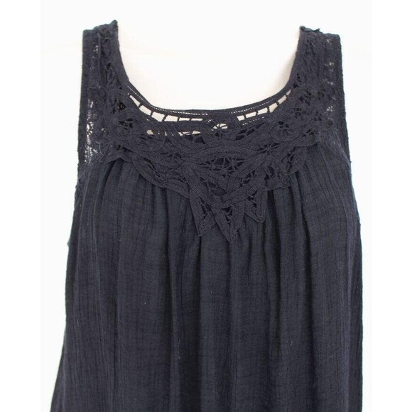 Knox Rose Black Sheer Lace Upper Back Crochet Lace Neckline Sleeveless Gauze Top - Picture 3 of 4